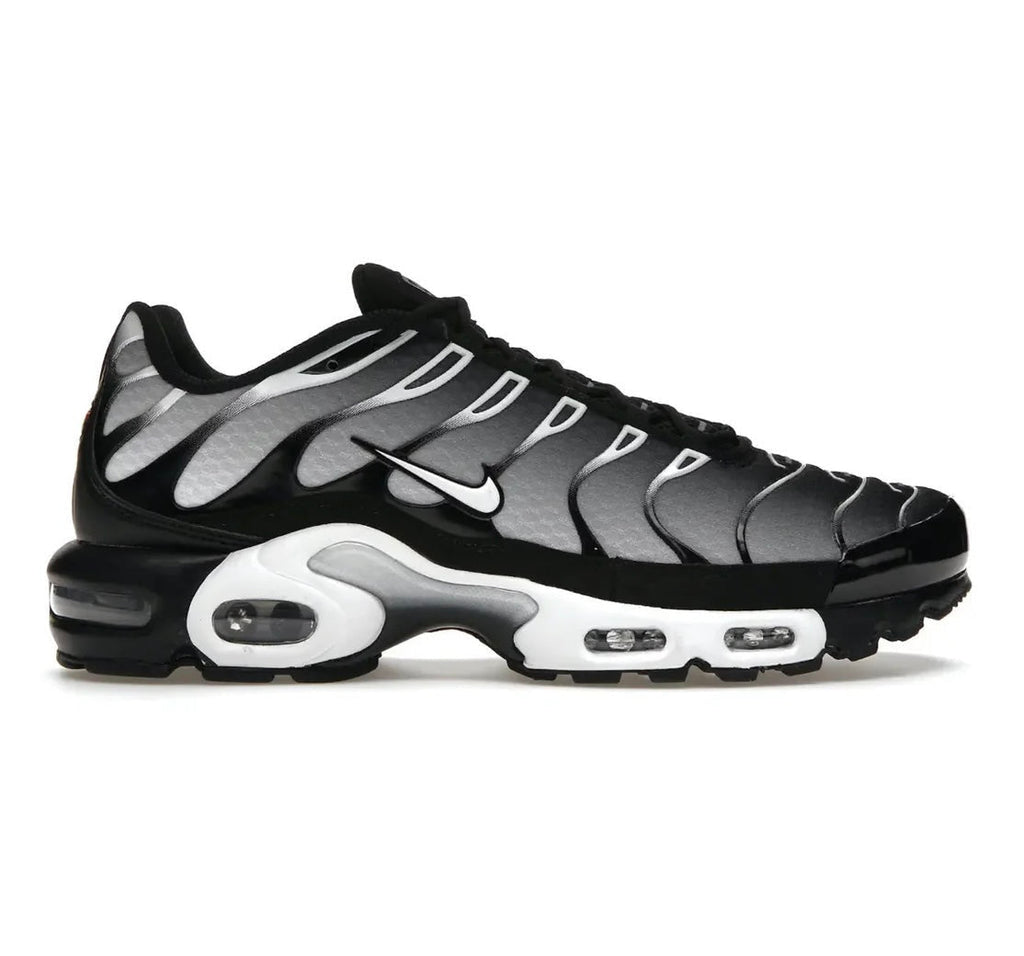 Nike TN Air Max Plus- Black White
