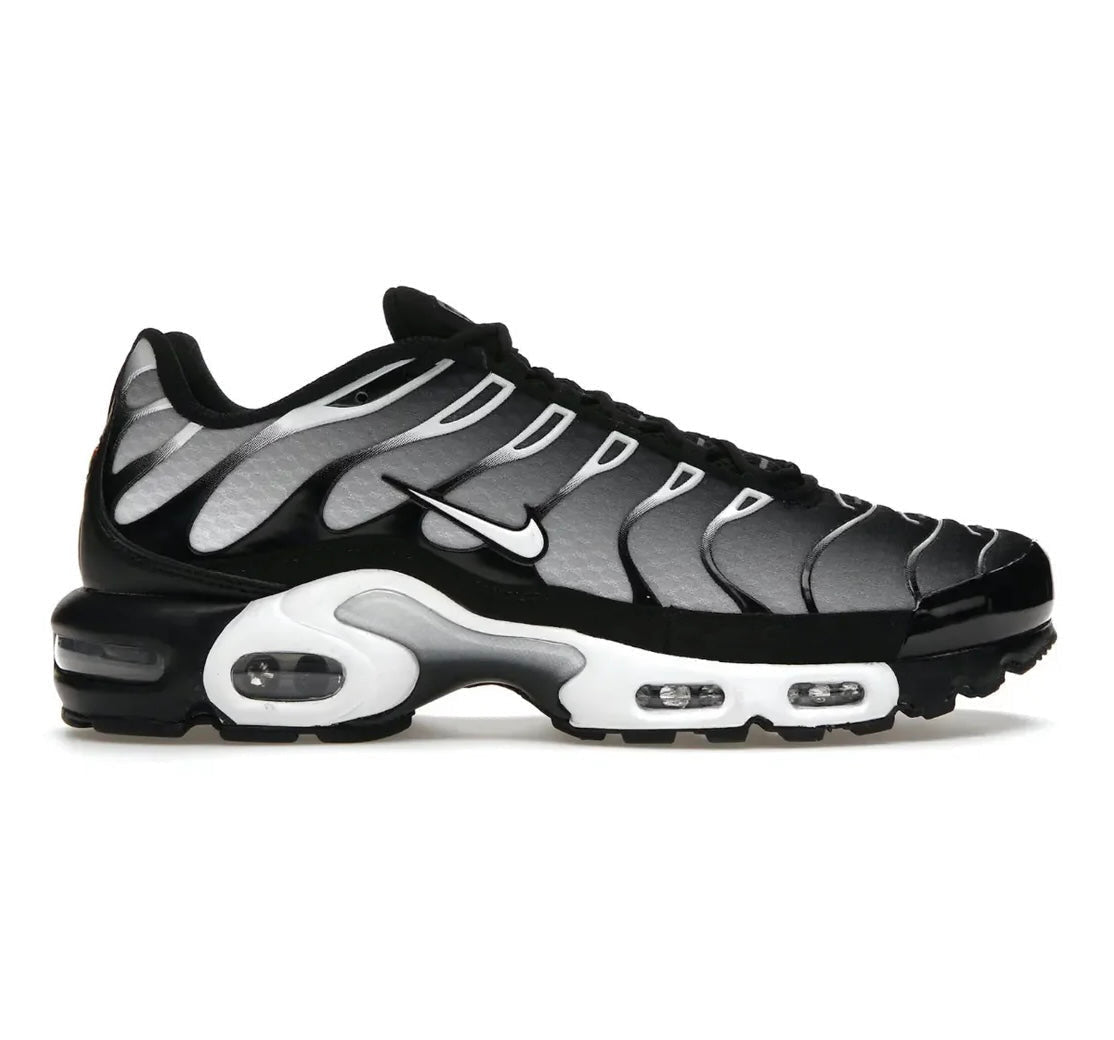 Nike TN Air Max Plus- Black White